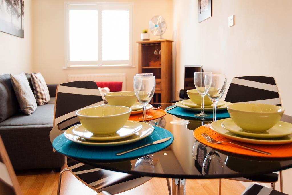 Kings Cross Apartment لندن الغرفة الصورة