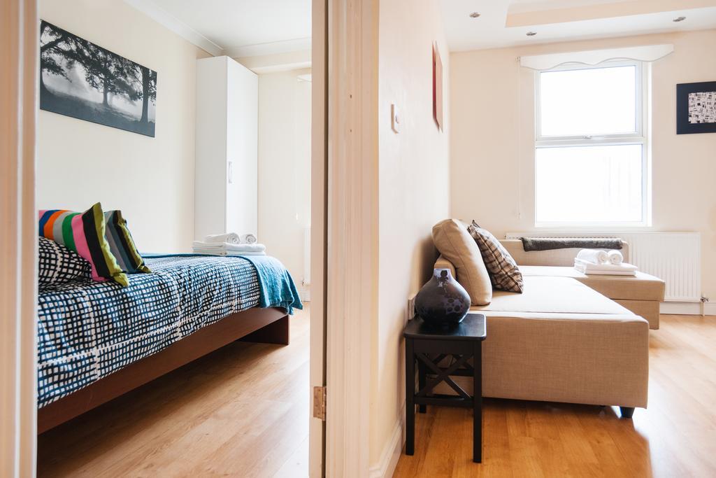 Kings Cross Apartment لندن الغرفة الصورة