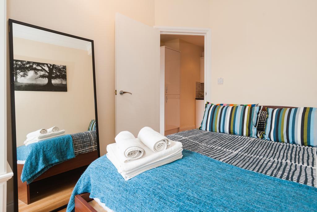 Kings Cross Apartment لندن الغرفة الصورة