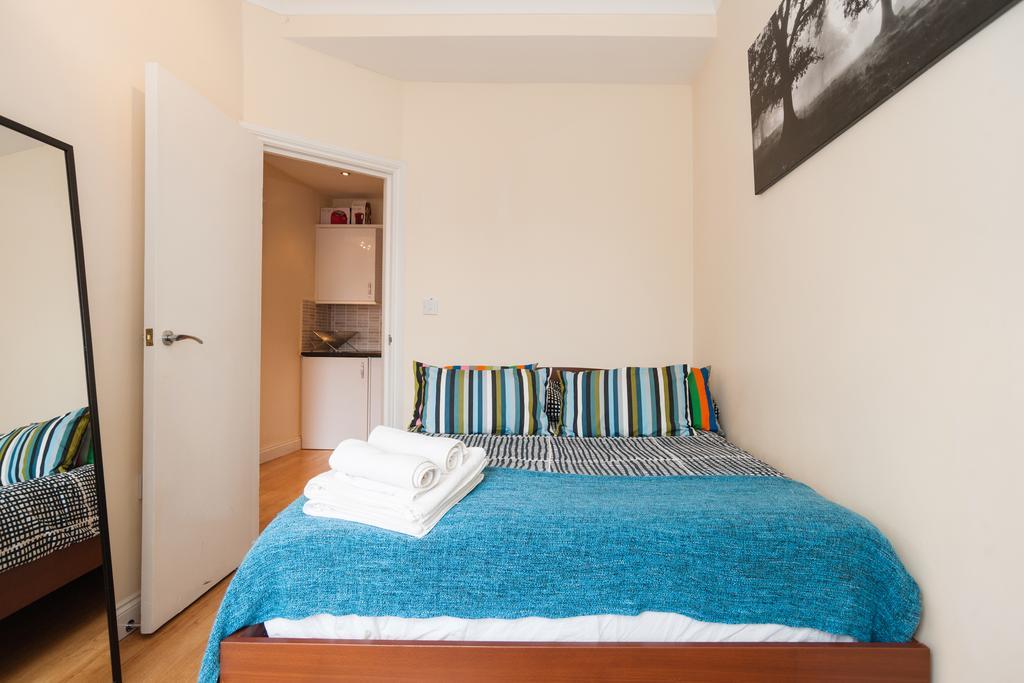 Kings Cross Apartment لندن الغرفة الصورة