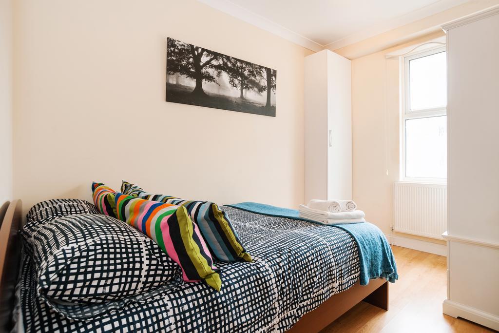 Kings Cross Apartment لندن الغرفة الصورة