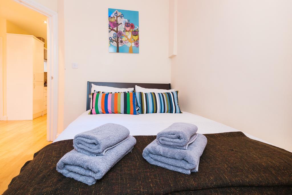 Kings Cross Apartment لندن الغرفة الصورة