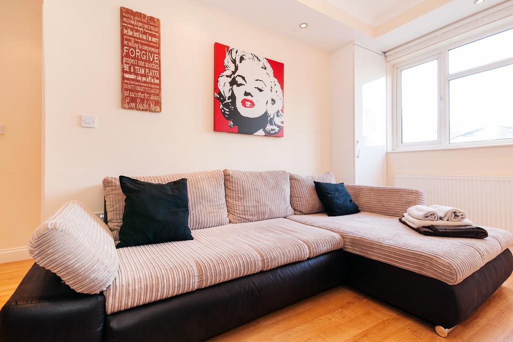 Kings Cross Apartment لندن الغرفة الصورة
