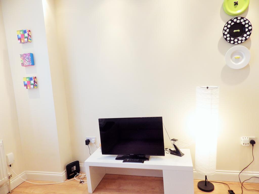 Kings Cross Apartment لندن الغرفة الصورة